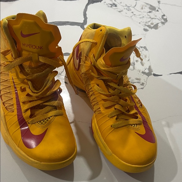 Rare Nike Hyperdunk Sneakers 2012 Sport Pack ‘China’ 524934-701 - Size 8 Mens - Picture 2 of 16